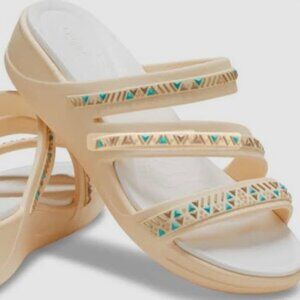 WOMENS CROCS MONTEREY MEDALLION STRAPPY WEDGE SANDALS 11 NEW W TAG